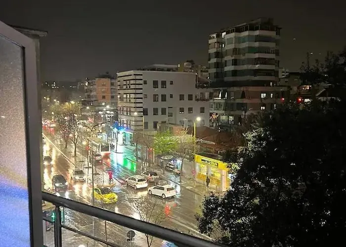 Urban 1 Gasthuis Tirana